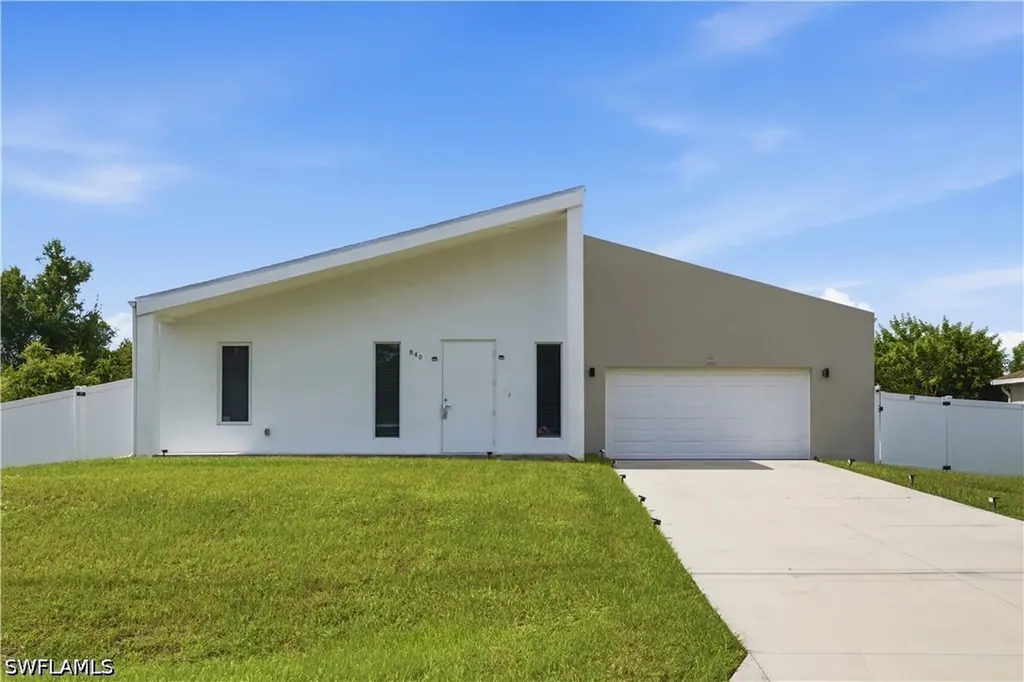 840 Carpenter Street E Lehigh Acres FL 33974