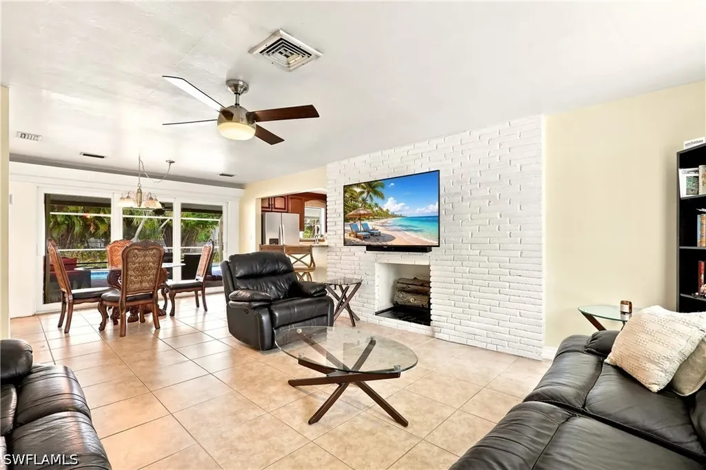 2741 Mcgregor Boulevard Fort Myers FL 33901