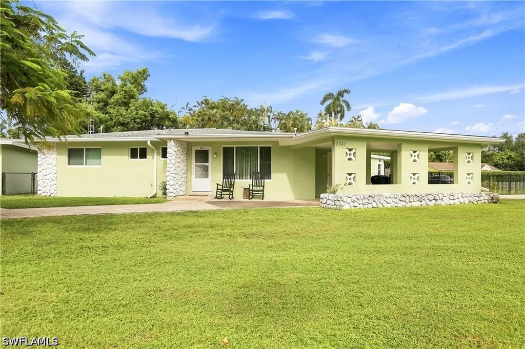 2741 Mcgregor Boulevard Fort Myers FL 33901
