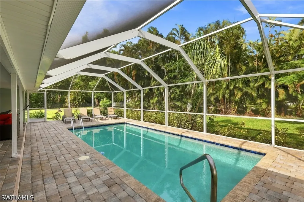 2741 Mcgregor Boulevard Fort Myers FL 33901
