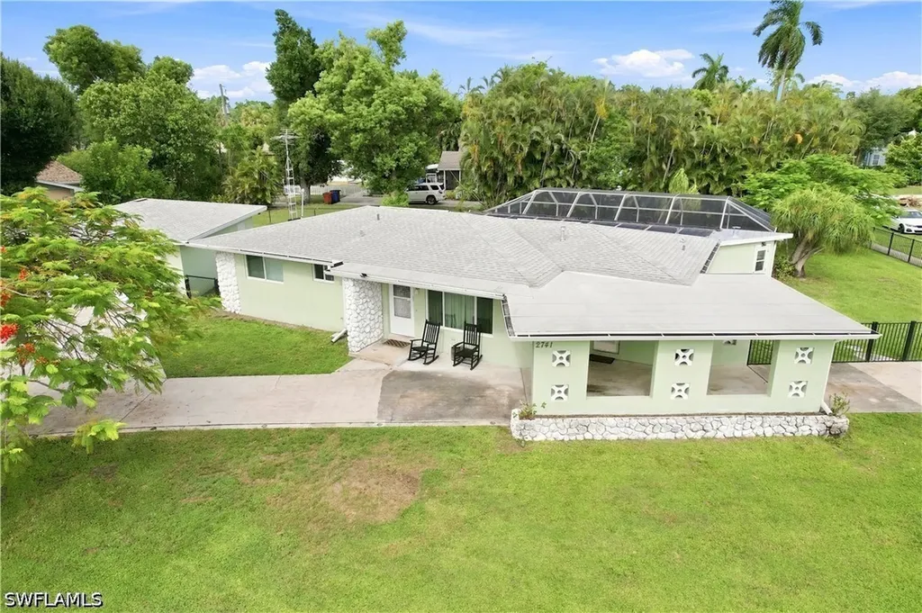 2741 Mcgregor Boulevard Fort Myers FL 33901