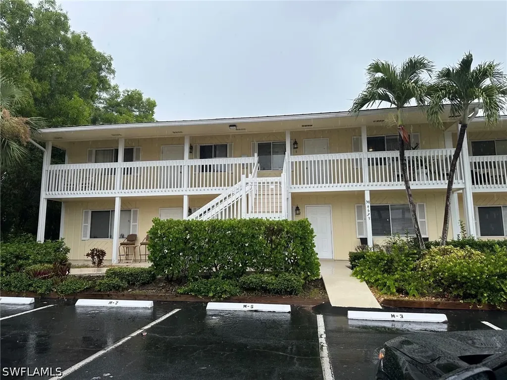 4633 Bayshore Drive Naples FL 34112