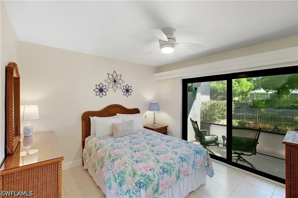 600 Neapolitan Way Naples FL 34103