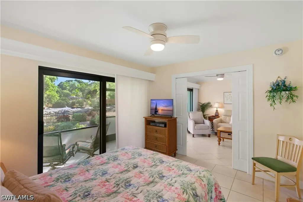 600 Neapolitan Way Naples FL 34103