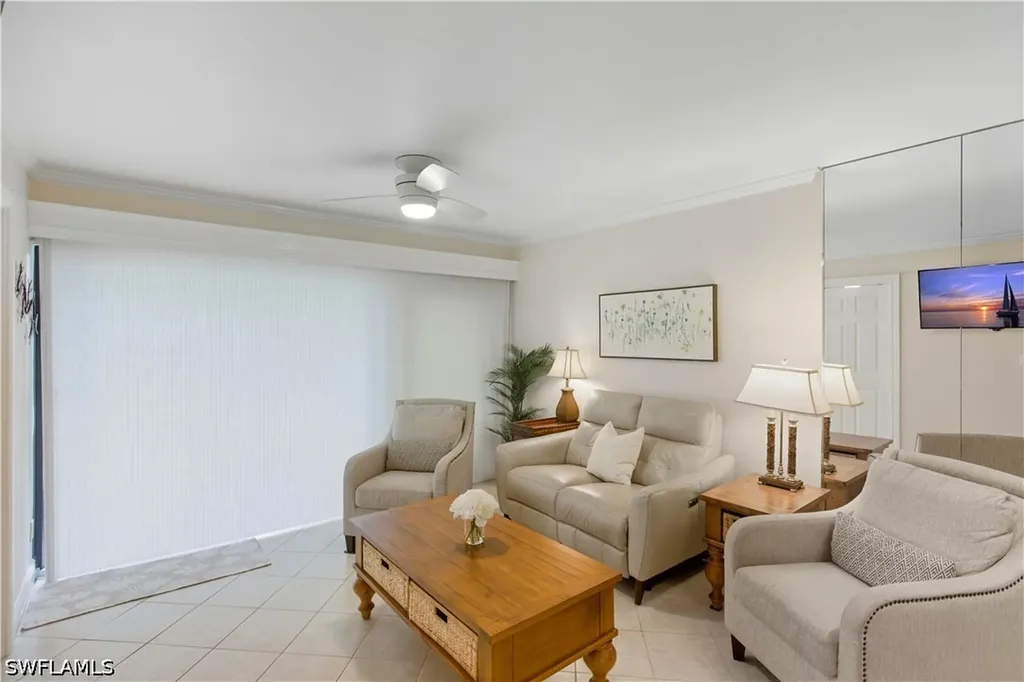 600 Neapolitan Way Naples FL 34103