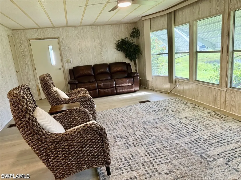 41 Lake Diane Drive Naples FL 34114