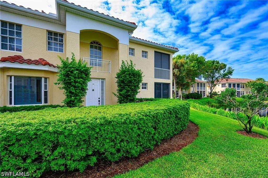 900 L Ambiance Circle Naples FL 34108