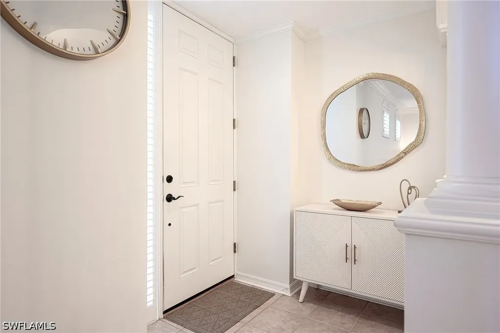 900 L Ambiance Circle Naples FL 34108
