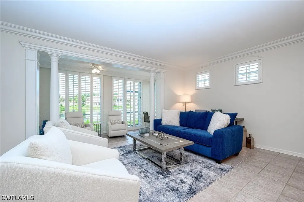 900 L Ambiance Circle Naples FL 34108