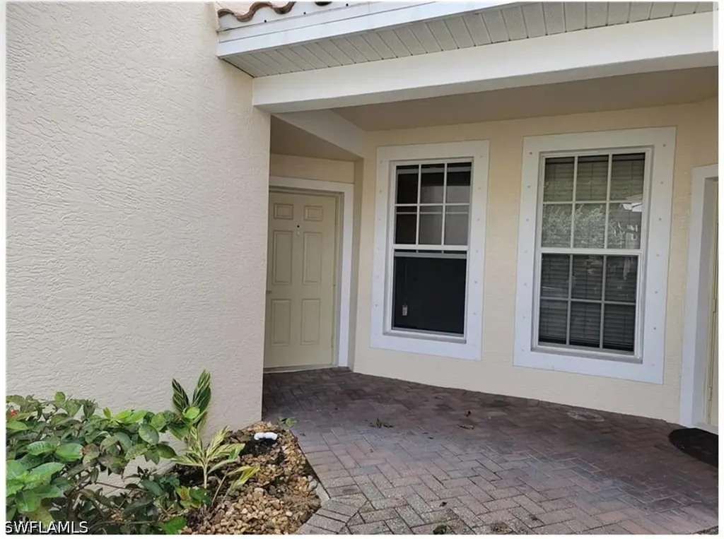 1315 Henley Street Naples FL 34105