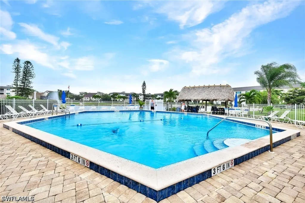 1000 Manatee Road Naples FL 34114
