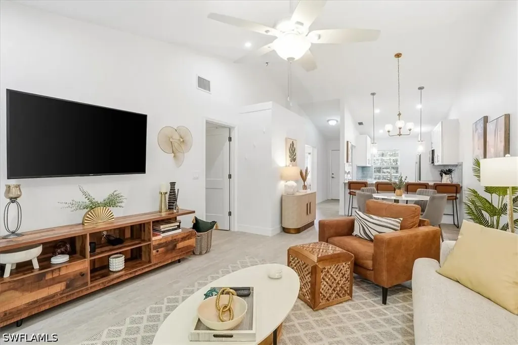 1714 Kings Lake Boulevard Naples FL 34112