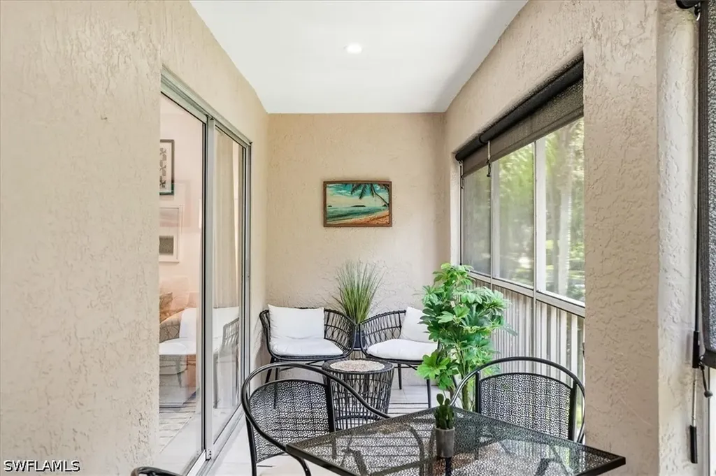 1714 Kings Lake Boulevard Naples FL 34112