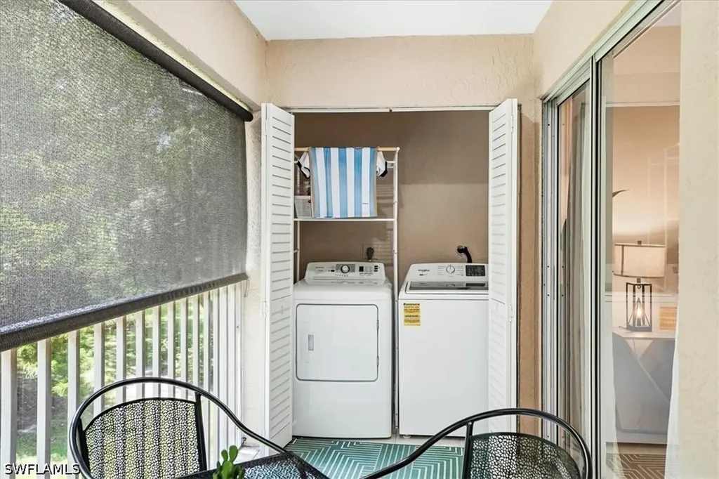 1714 Kings Lake Boulevard Naples FL 34112