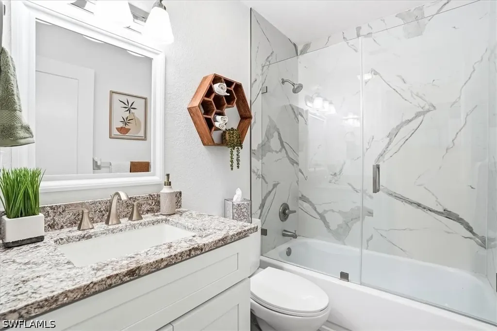 1714 Kings Lake Boulevard Naples FL 34112