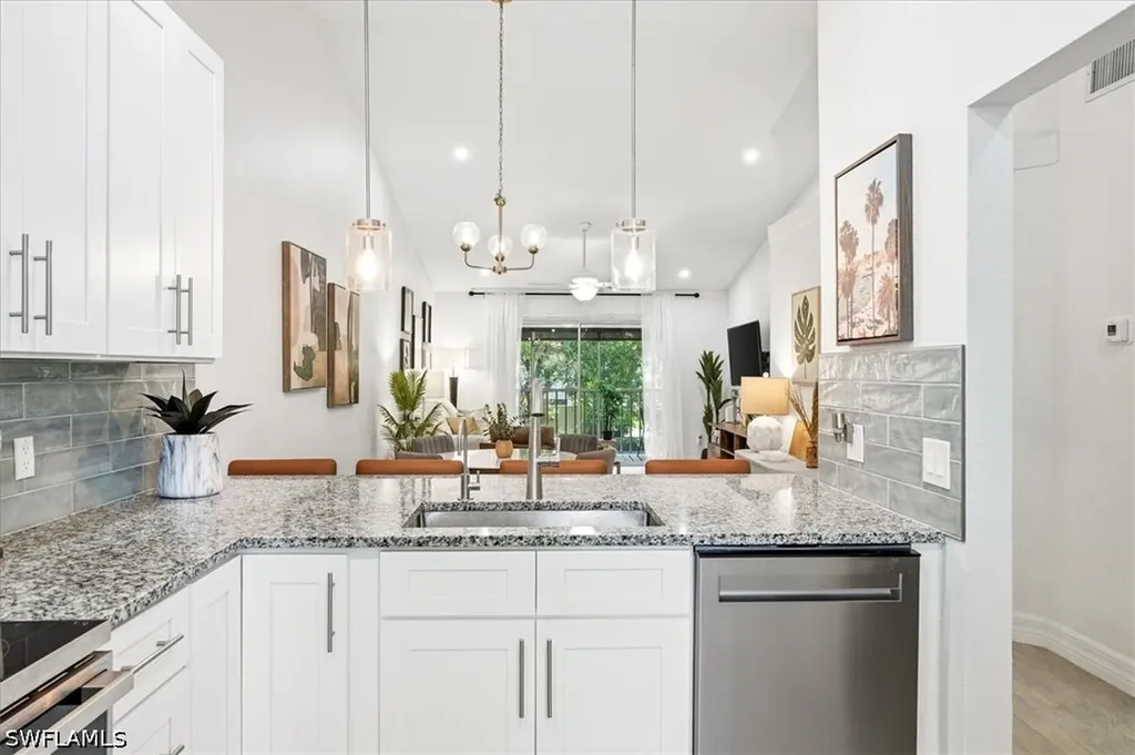 1714 Kings Lake Boulevard Naples FL 34112