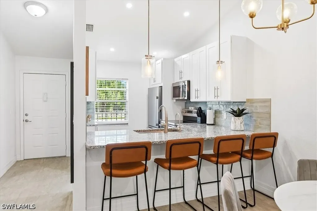 1714 Kings Lake Boulevard Naples FL 34112