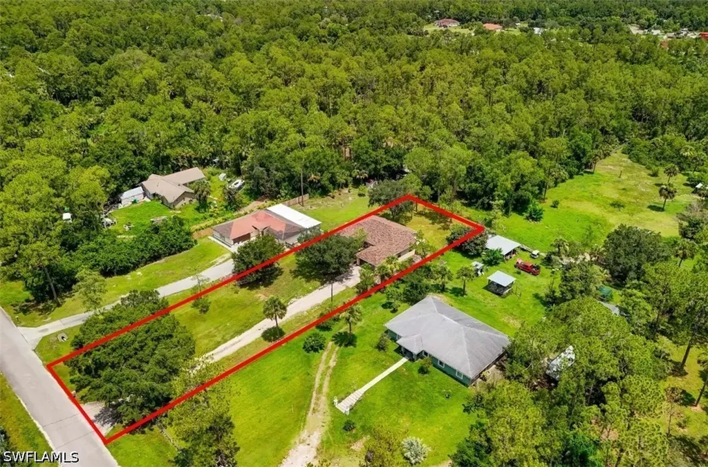 3741 6th Avenue SE Naples FL 34117