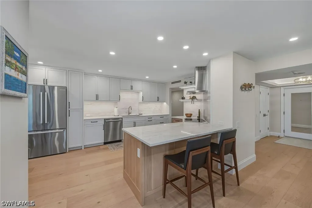 4401 Gulf Shore Boulevard N Naples FL 34103