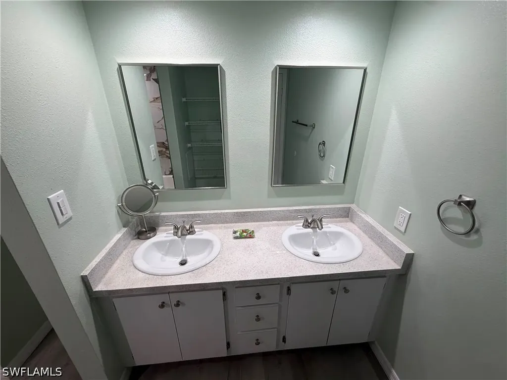 5556 Malt Drive Fort Myers FL 33907