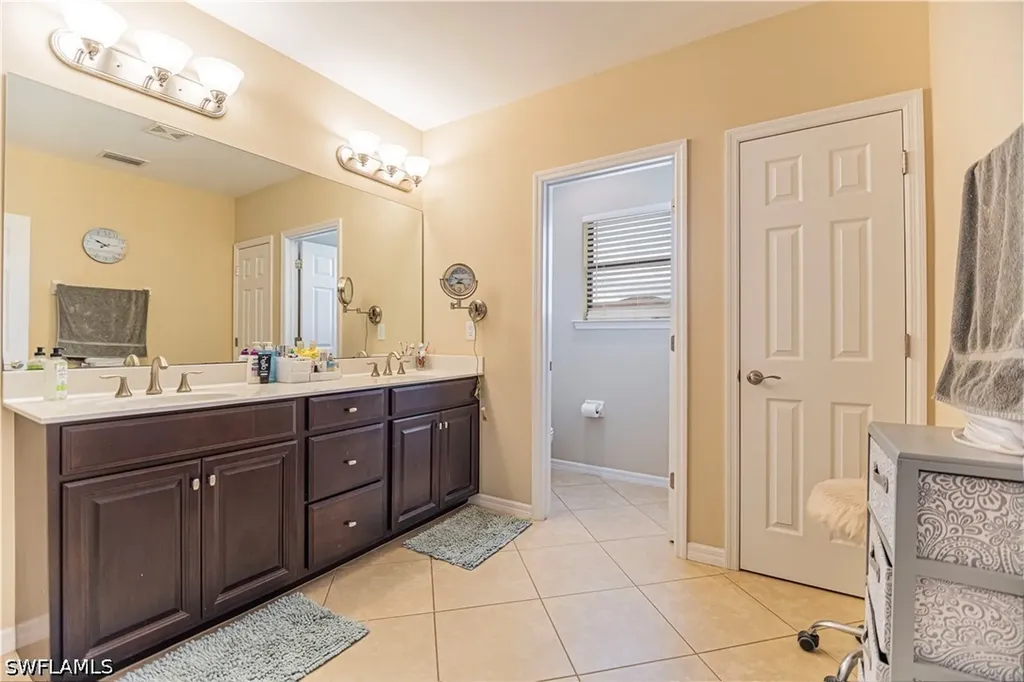 14758 Sutherland Avenue Naples FL 34119