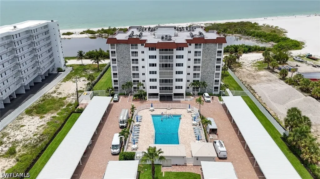 Fort Myers Beach FL, 6900 Estero Boulevard, Unit 104