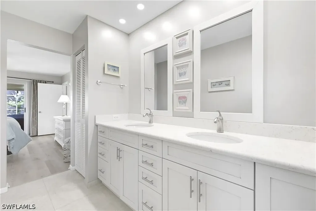 2261 Kings Lake Boulevard Naples FL 34112