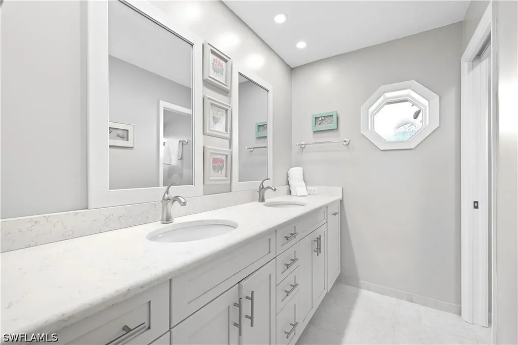 2261 Kings Lake Boulevard Naples FL 34112