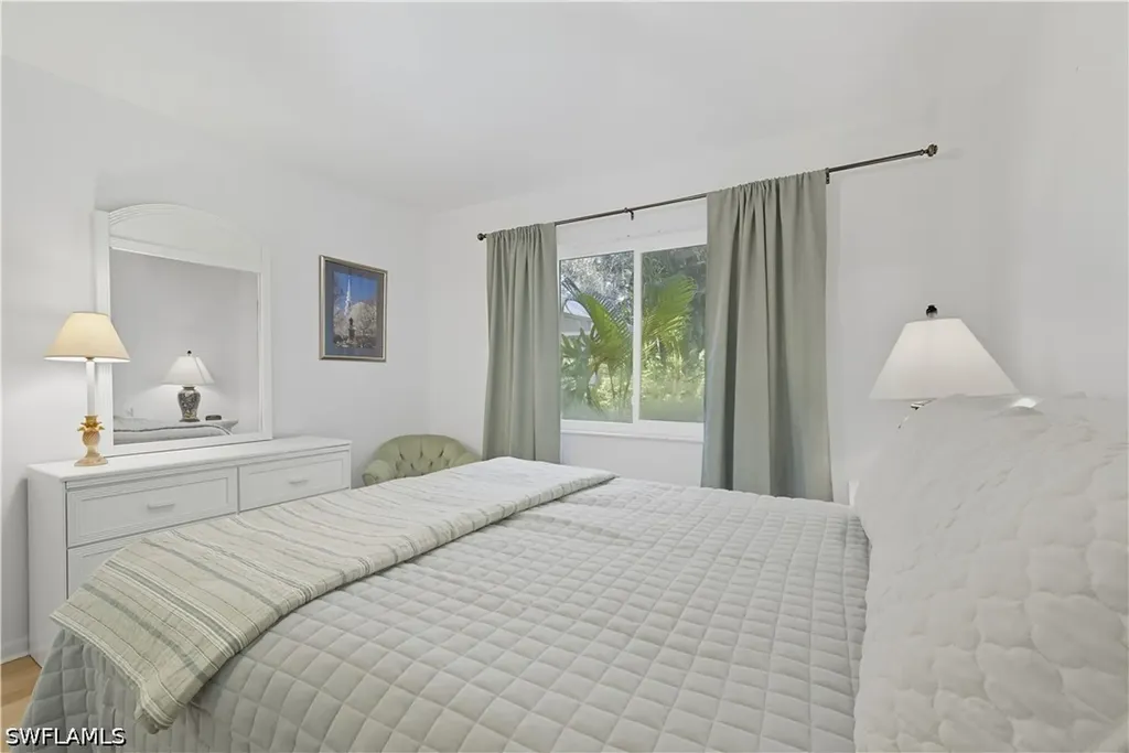 2261 Kings Lake Boulevard Naples FL 34112