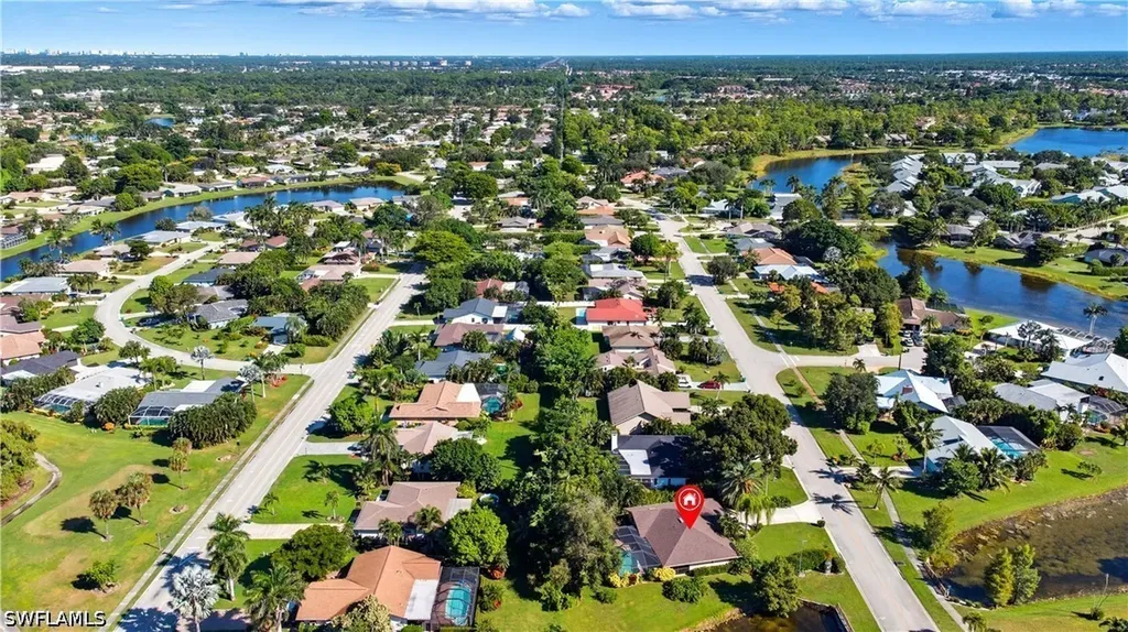 2261 Kings Lake Boulevard Naples FL 34112