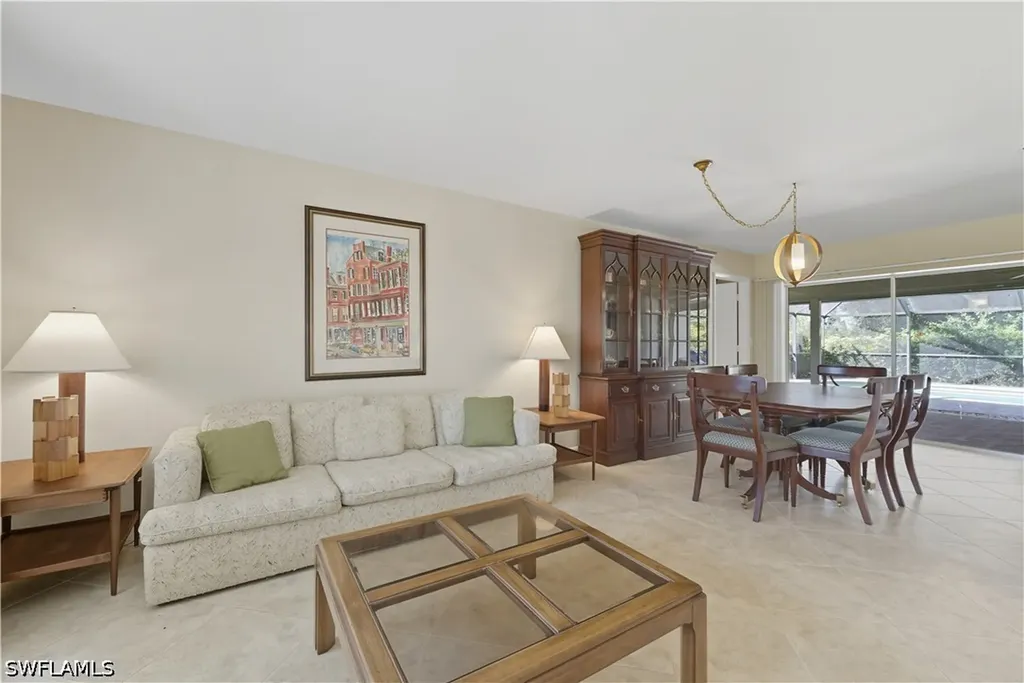 2261 Kings Lake Boulevard Naples FL 34112