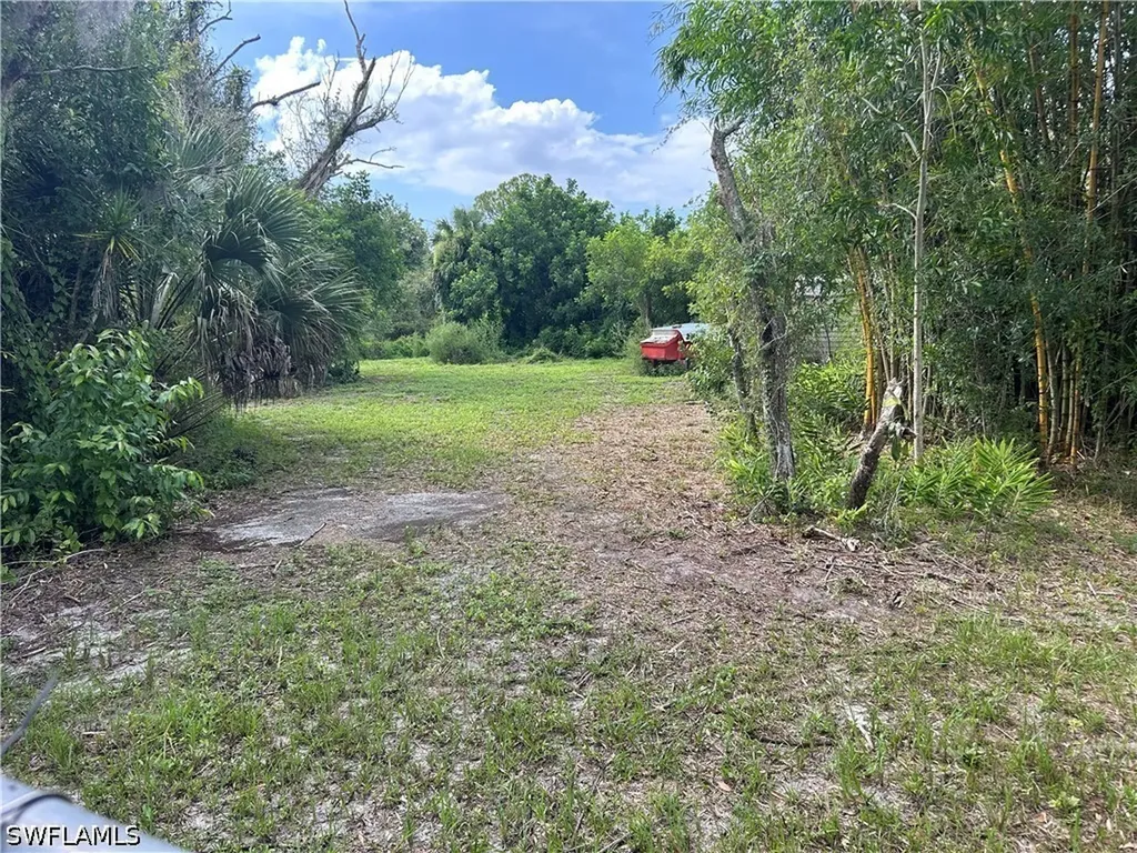 1020 Limpkin Road Naples FL 34120
