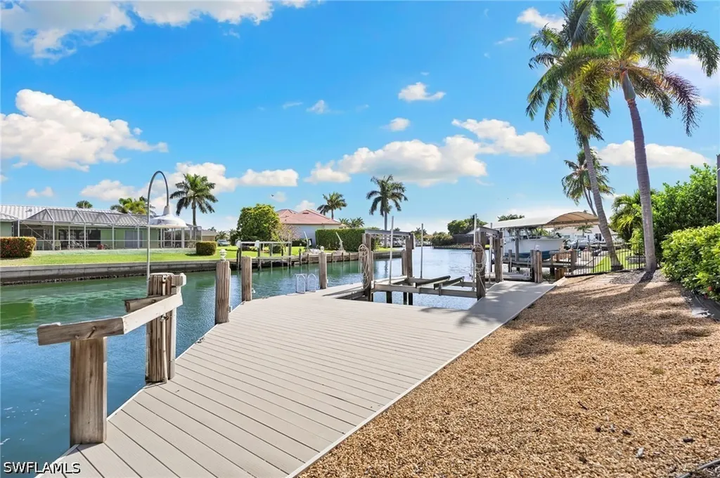 1281 Aruba Court Marco Island FL 34145