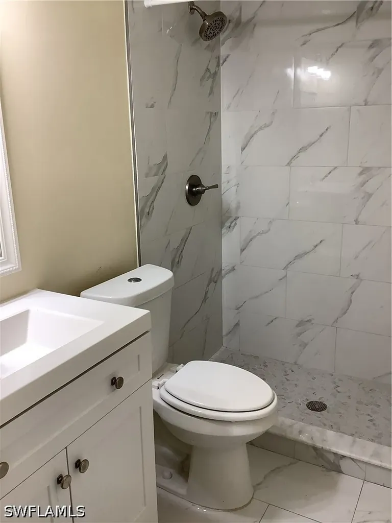 1737 42nd Street SW Naples FL 34116