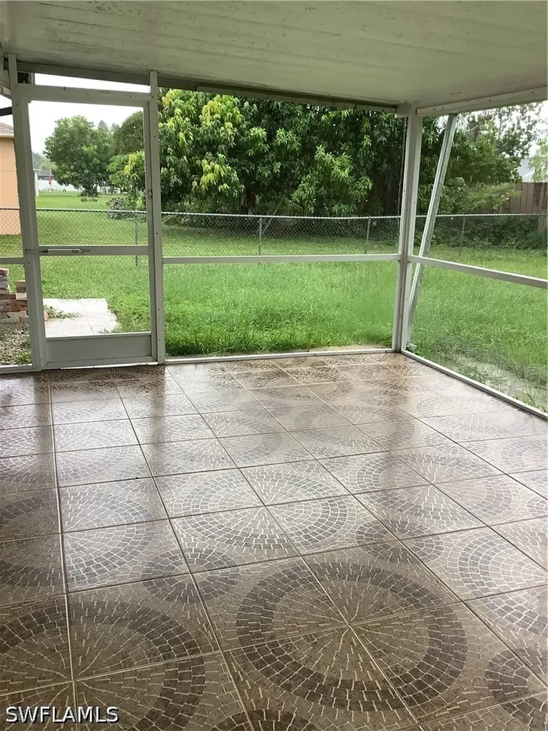 1737 42nd Street SW Naples FL 34116