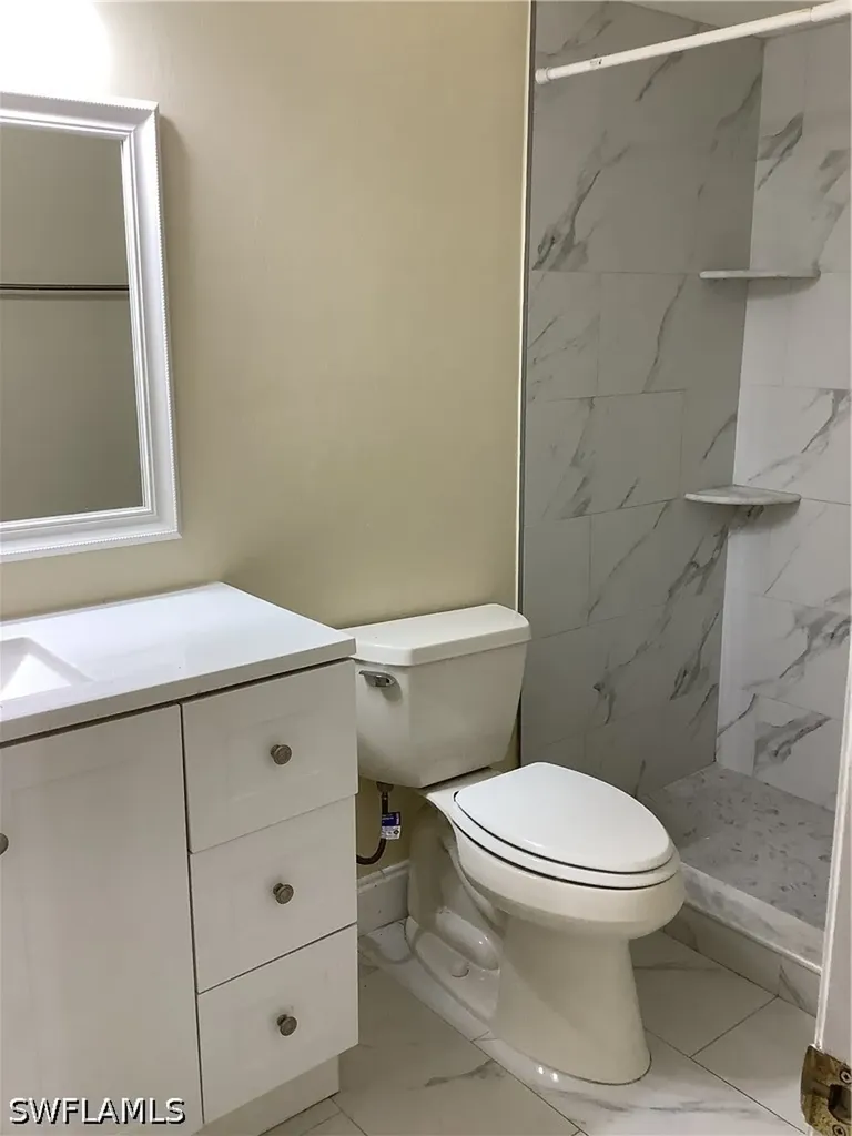 1737 42nd Street SW Naples FL 34116