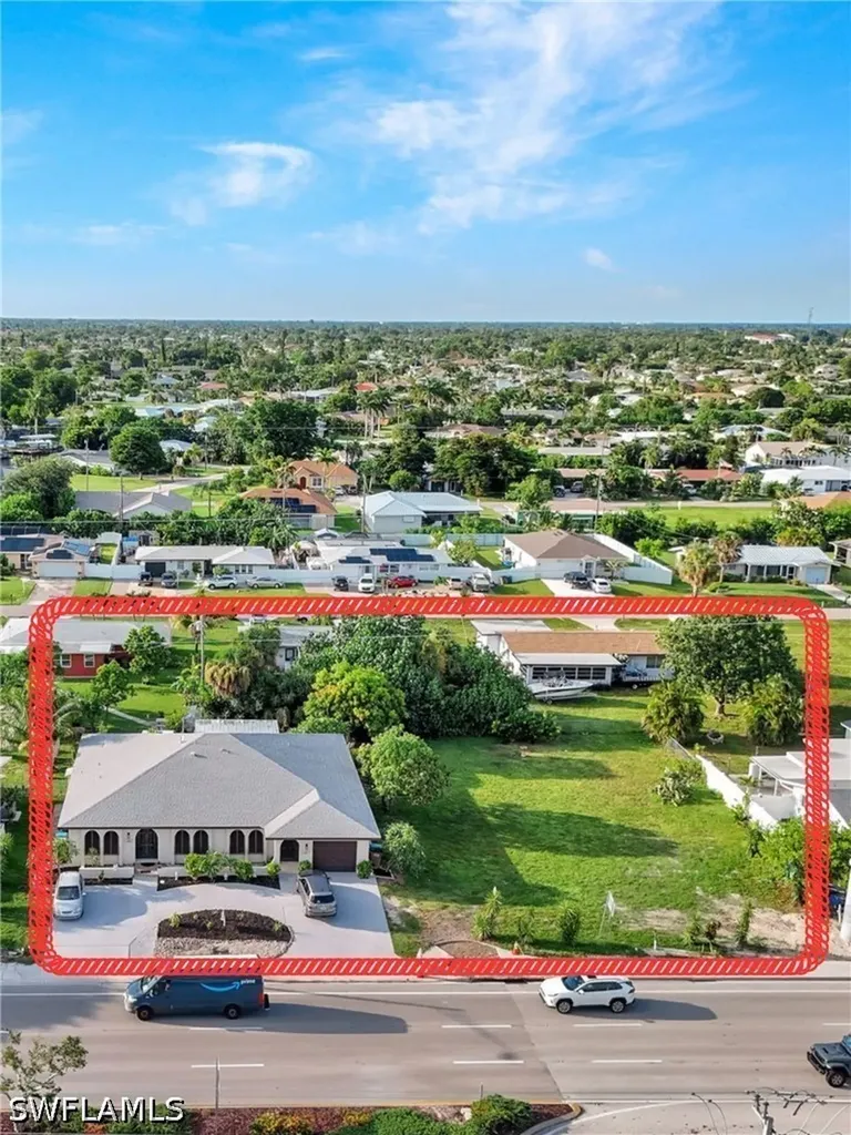 227-225 Cape Coral Parkway E Cape Coral FL 33904