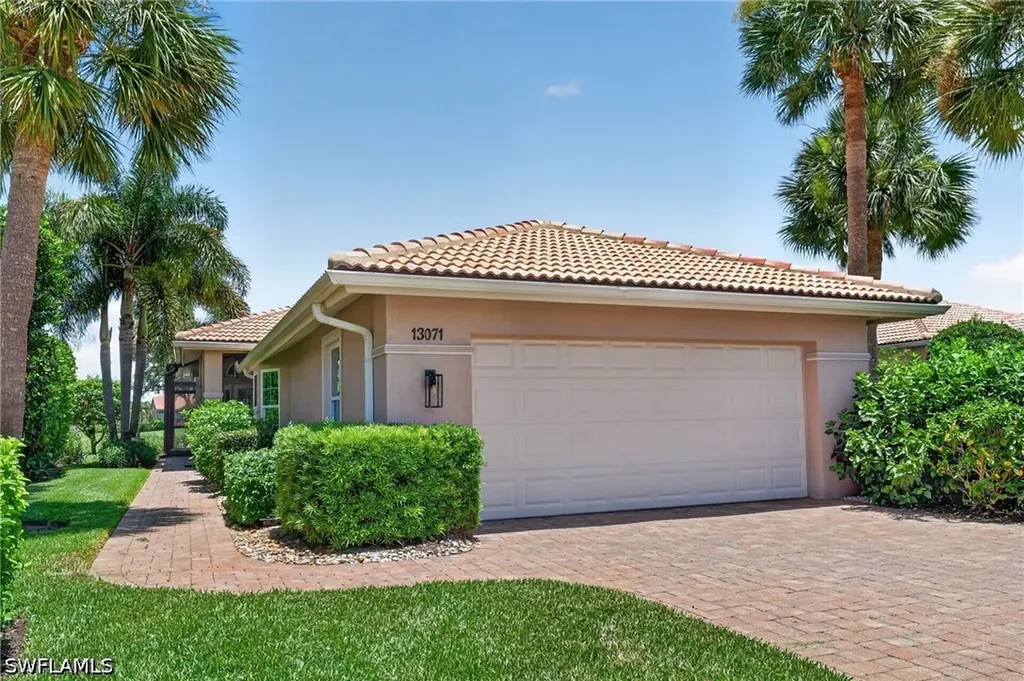 Bonita Springs FL, 13071 Southampton Drive