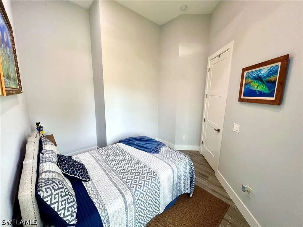 187 Eveningstar Cay Naples FL 34114