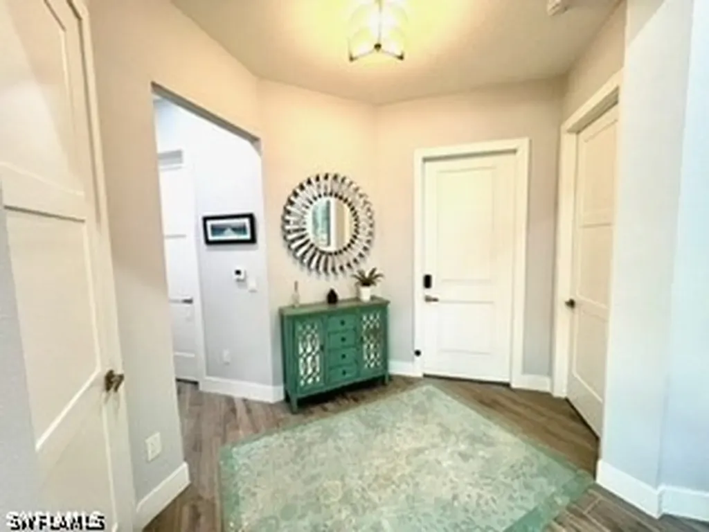 187 Eveningstar Cay Naples FL 34114