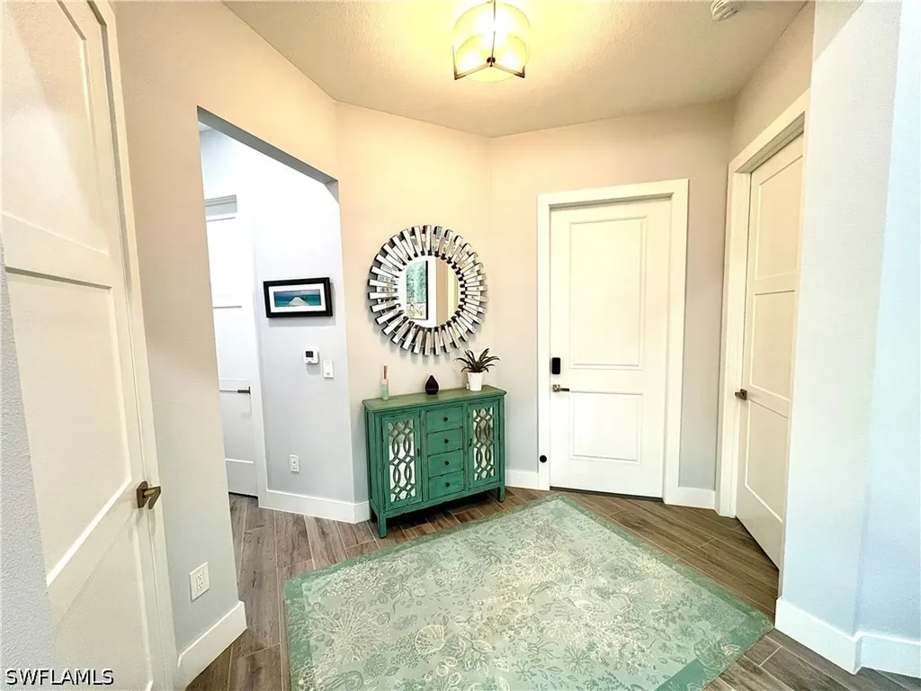 187 Eveningstar Cay Naples FL 34114