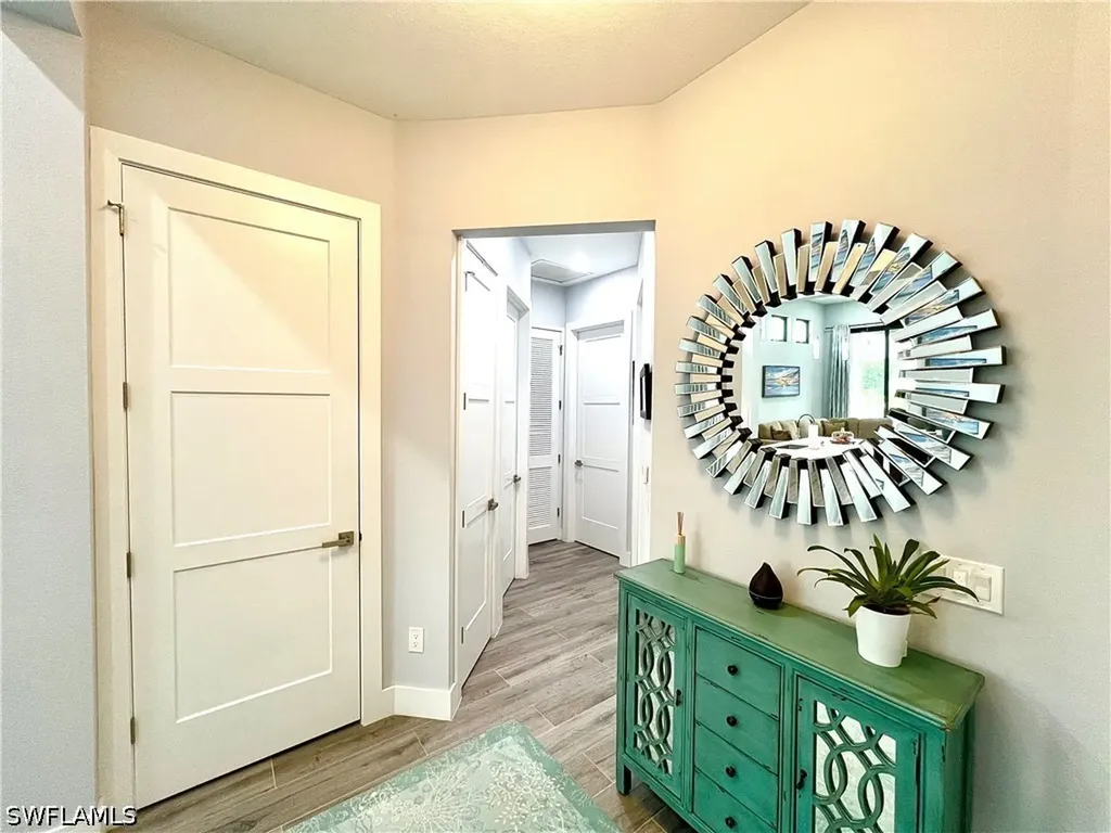 187 Eveningstar Cay Naples FL 34114