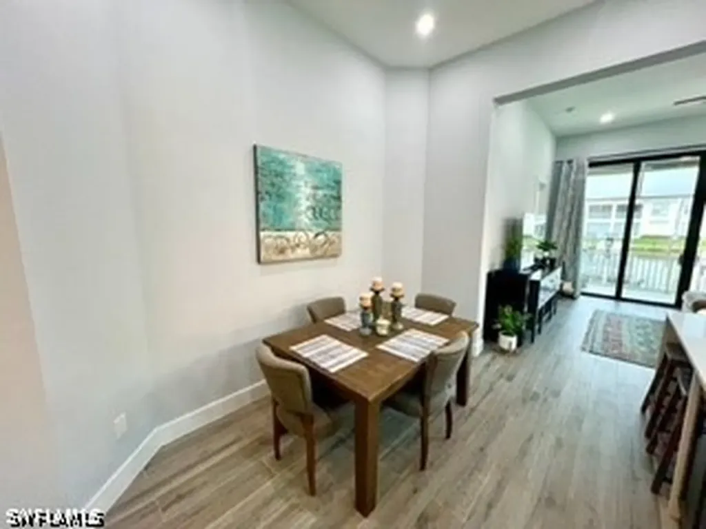 187 Eveningstar Cay Naples FL 34114