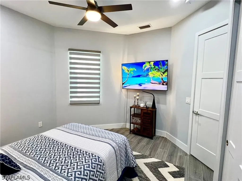 187 Eveningstar Cay Naples FL 34114