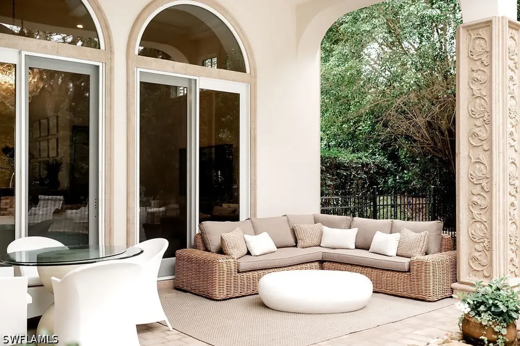 15627 Villoresi Way Naples FL 34110