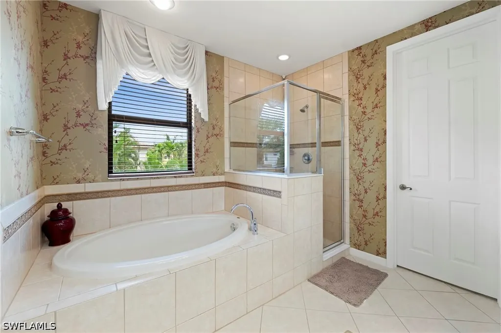 1224 Manado Drive Naples FL 34113
