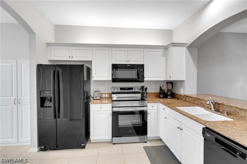 1320 Charleston Square Drive Naples FL 34110