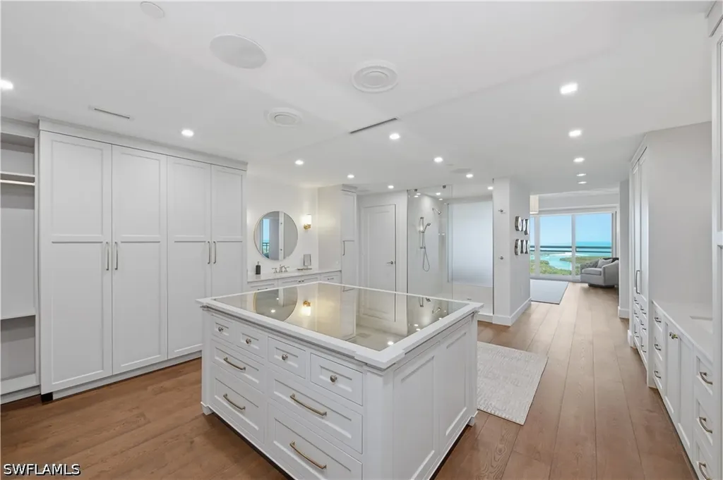 13915 Old Coast Road Naples FL 34110