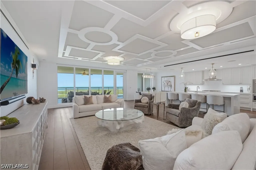 13915 Old Coast Road Naples FL 34110