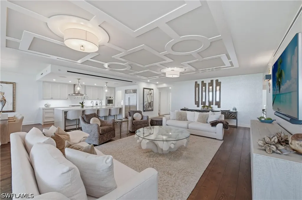 13915 Old Coast Road Naples FL 34110